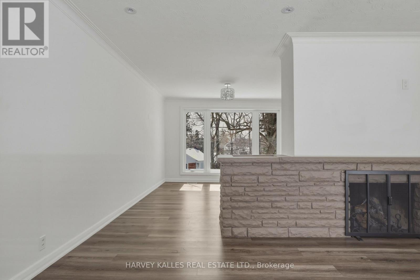 537 BLYTHWOOD ROAD