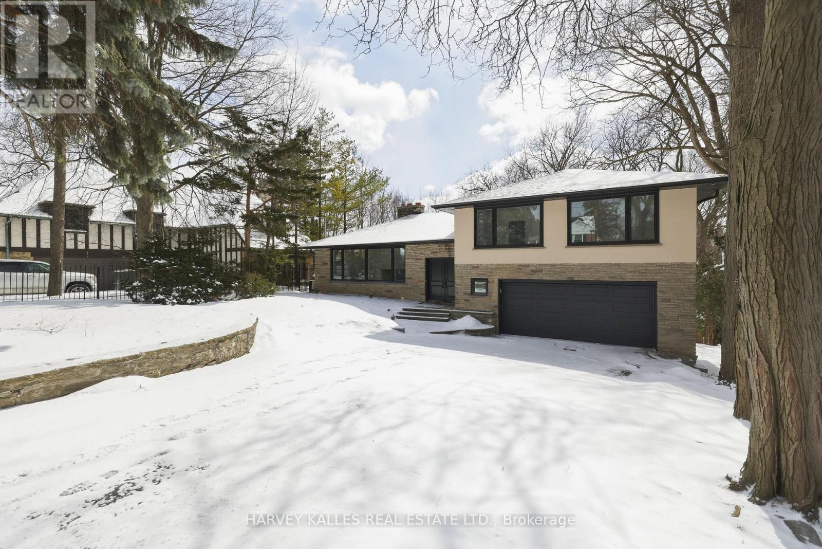 537 BLYTHWOOD ROAD