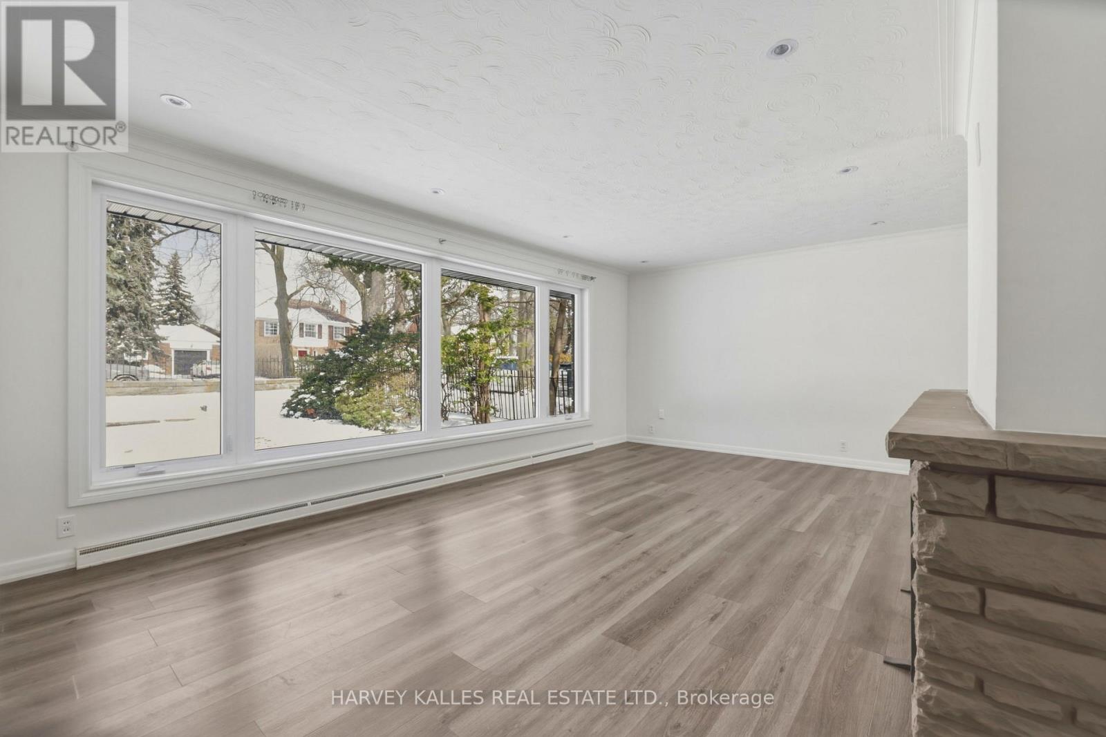 537 BLYTHWOOD ROAD