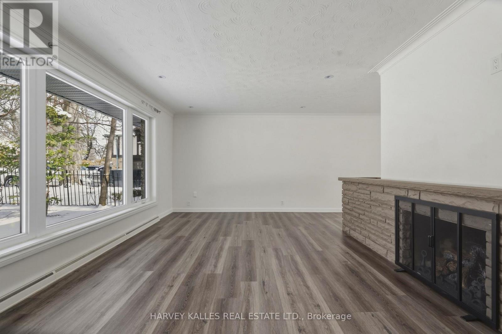 537 BLYTHWOOD ROAD