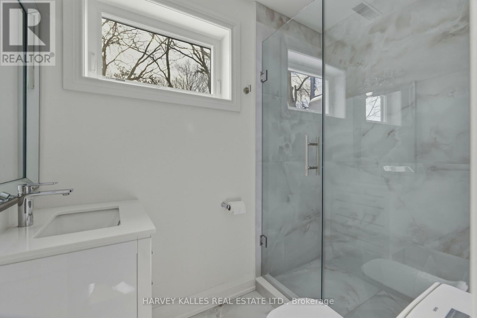 537 BLYTHWOOD ROAD