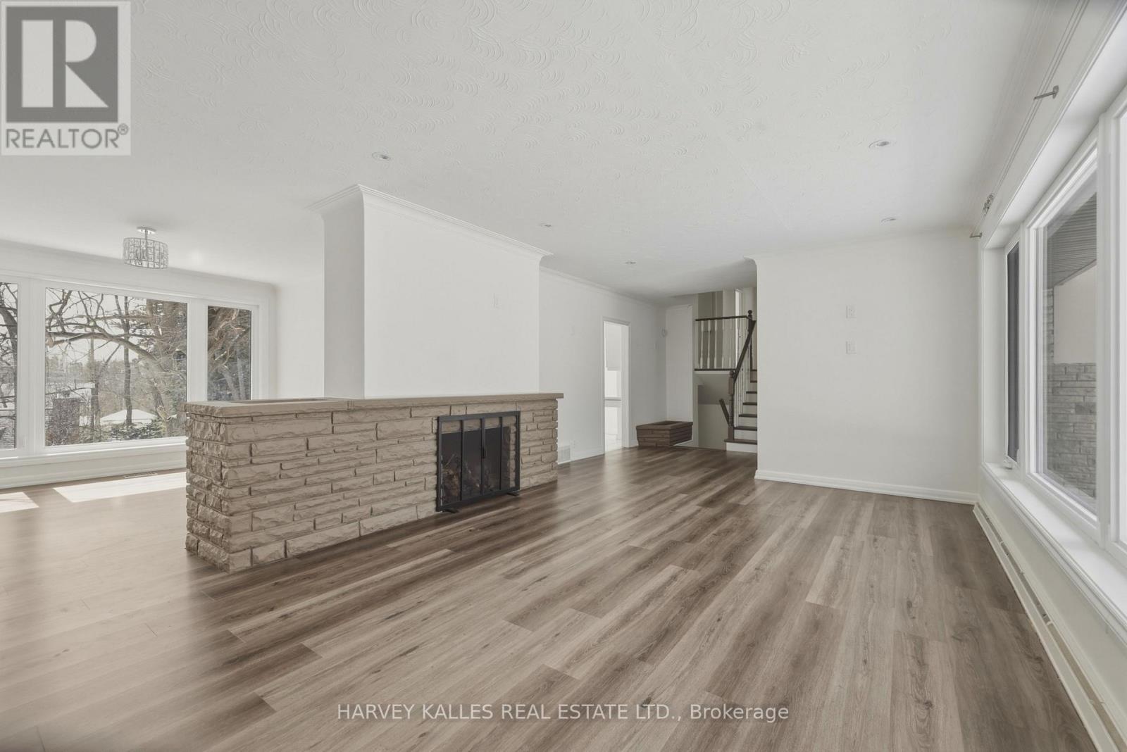 537 BLYTHWOOD ROAD