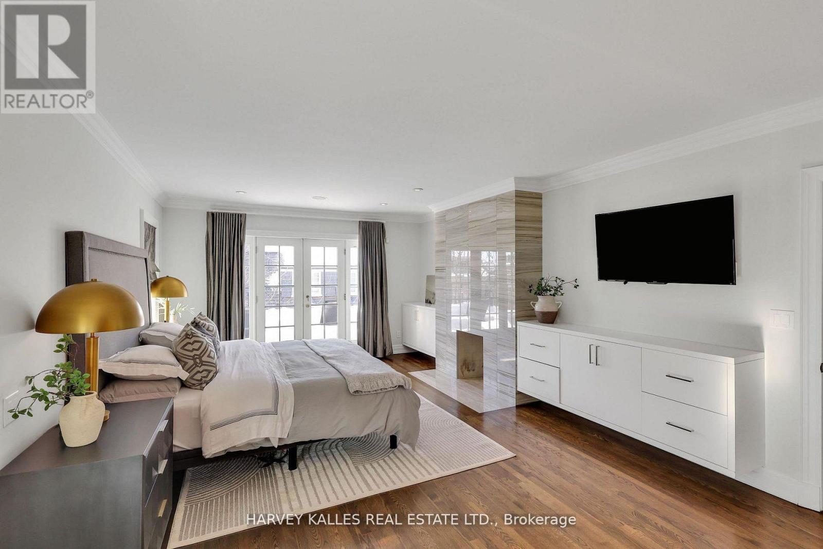 444 RUSSELL HILL ROAD