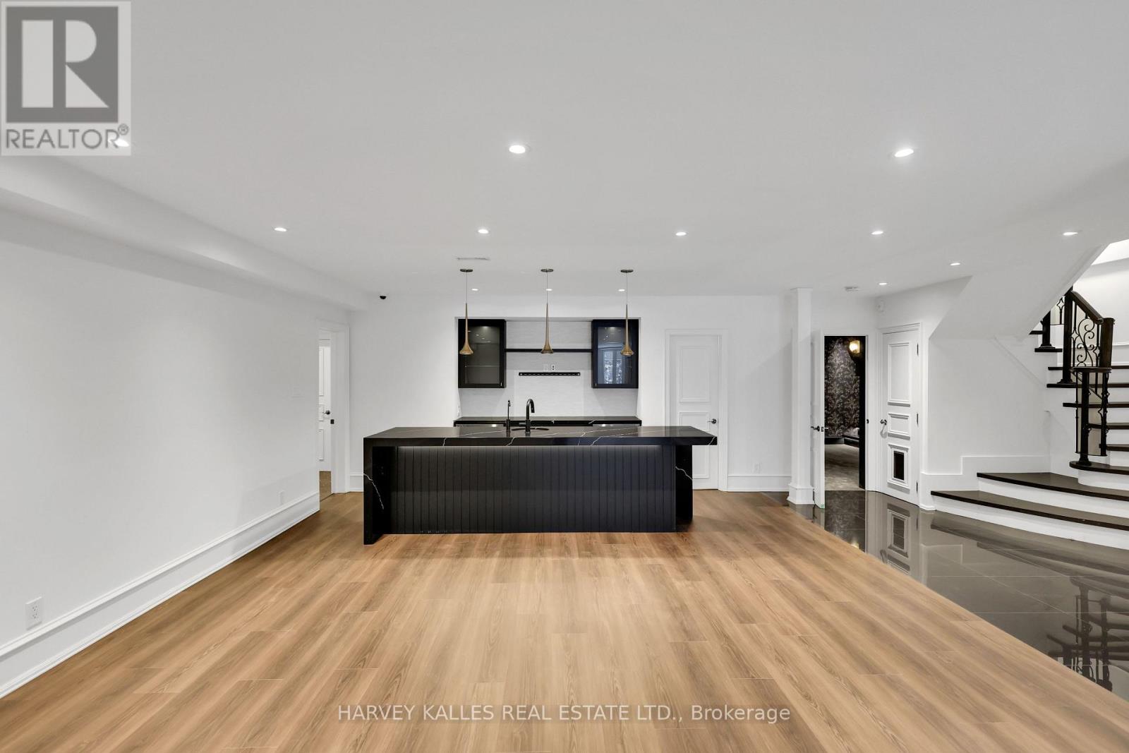 113 COLDSTREAM AVENUE