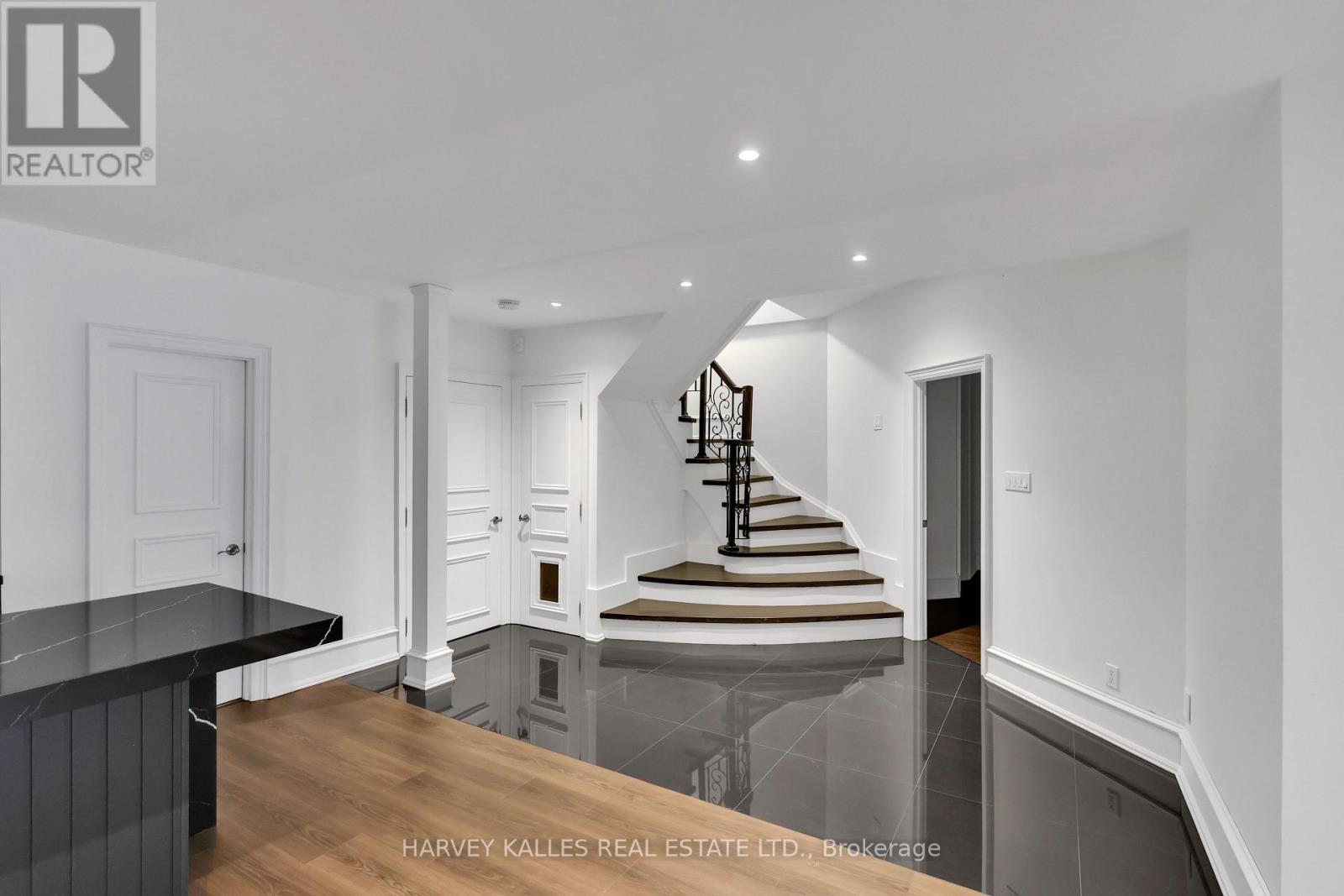 113 COLDSTREAM AVENUE