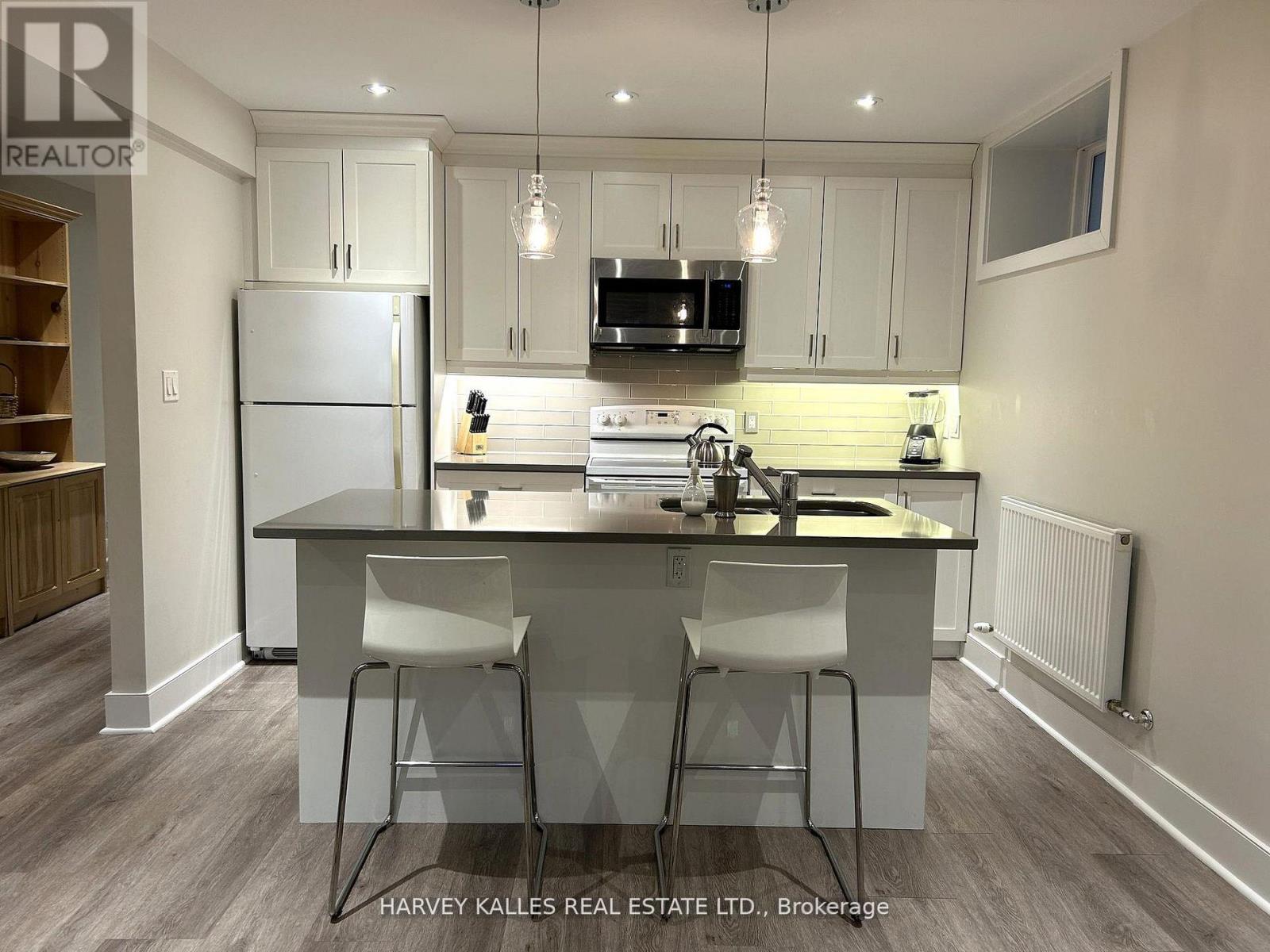 LOWER - 99 BRAEMAR AVENUE