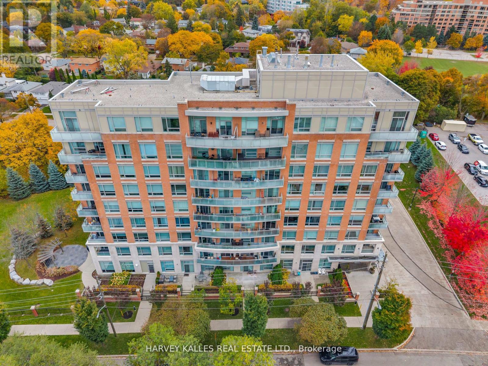 305 - 17 RUDDINGTON DRIVE