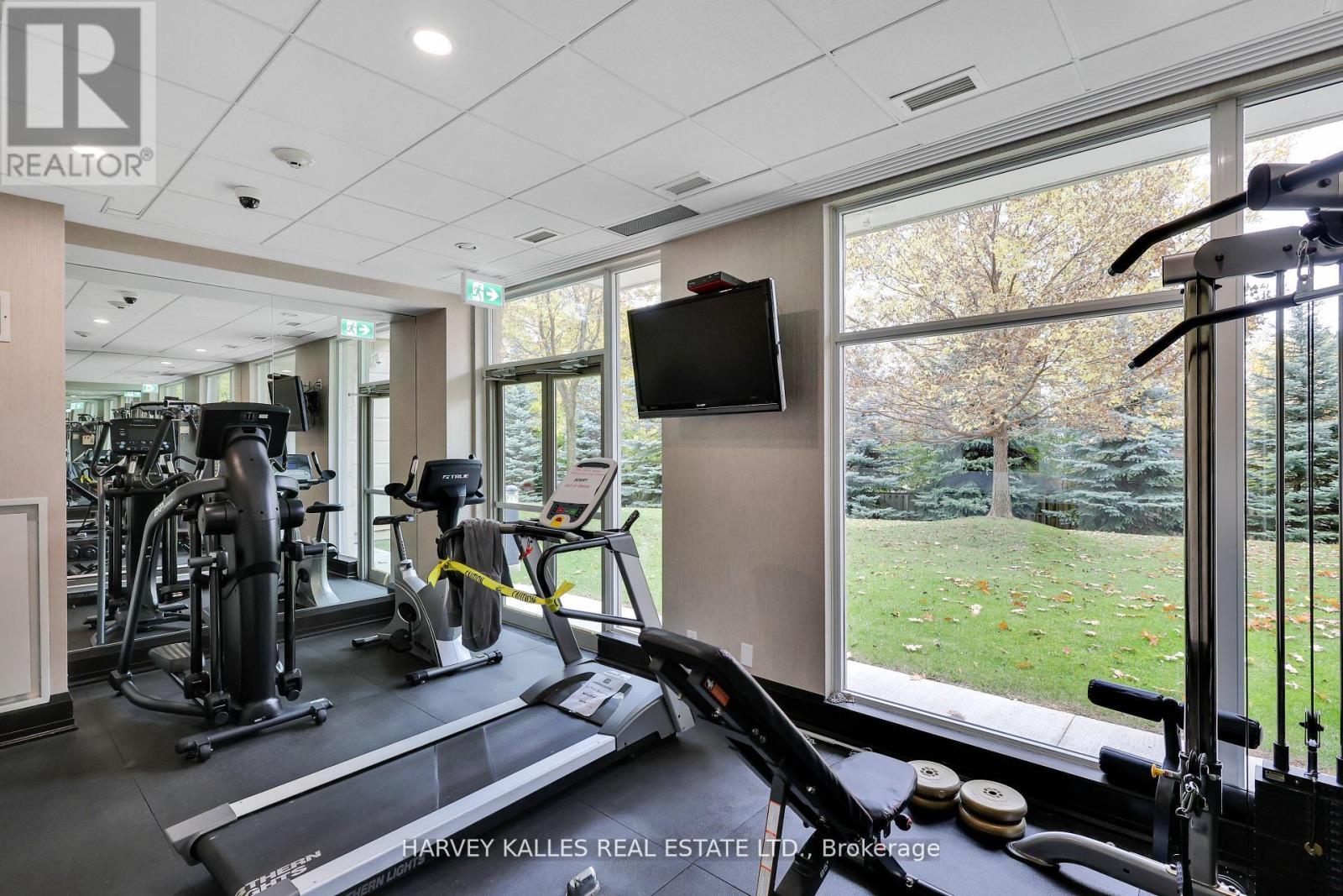 305 - 17 RUDDINGTON DRIVE