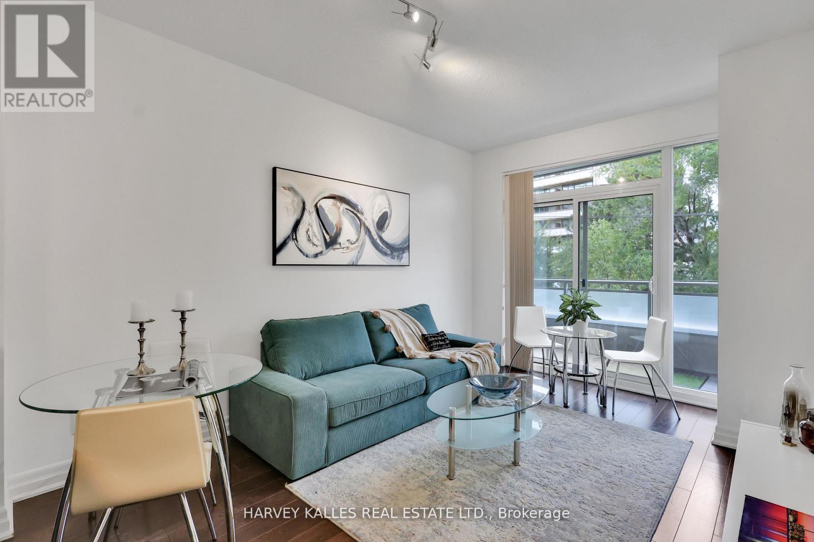 305 - 17 RUDDINGTON DRIVE