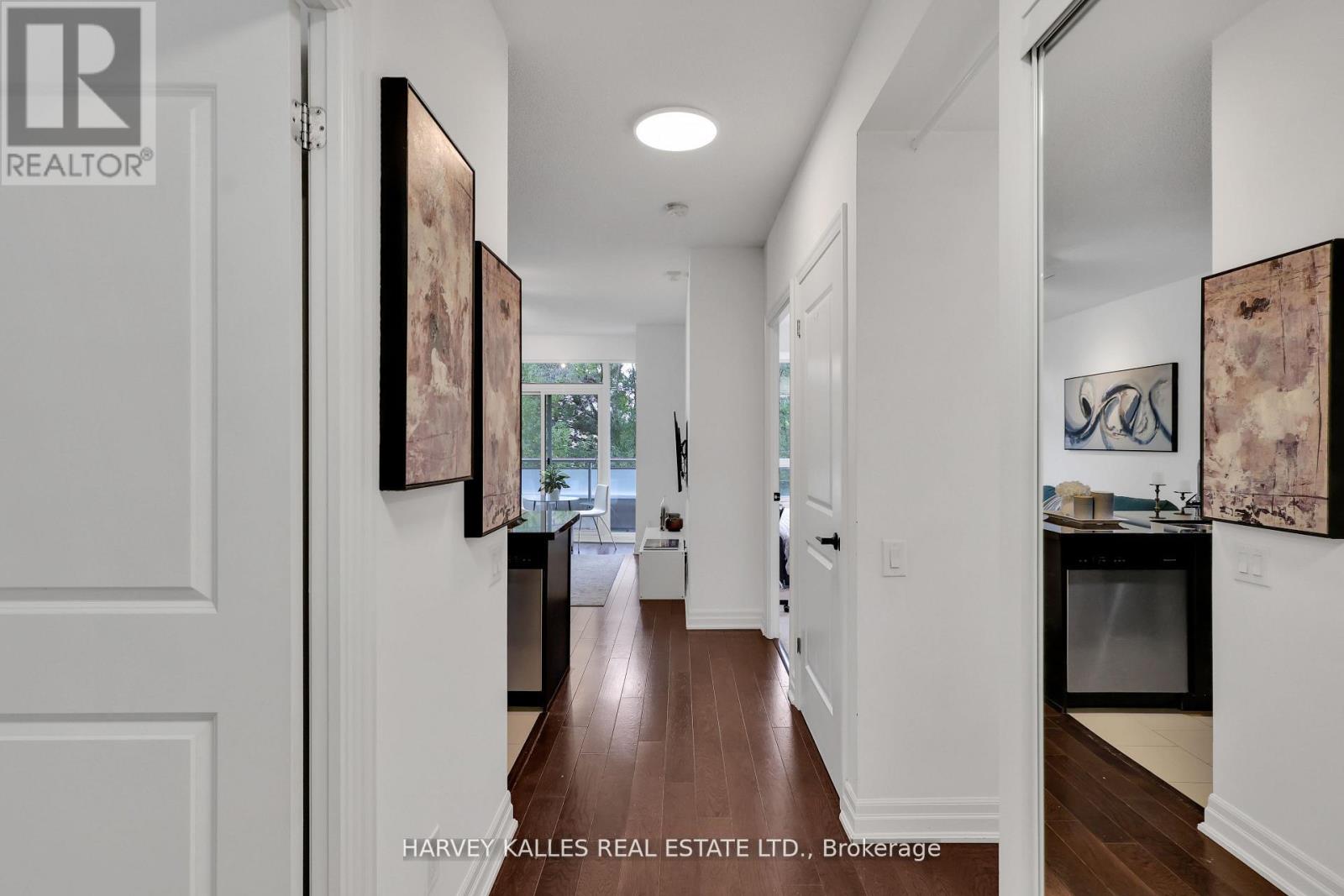 305 - 17 RUDDINGTON DRIVE