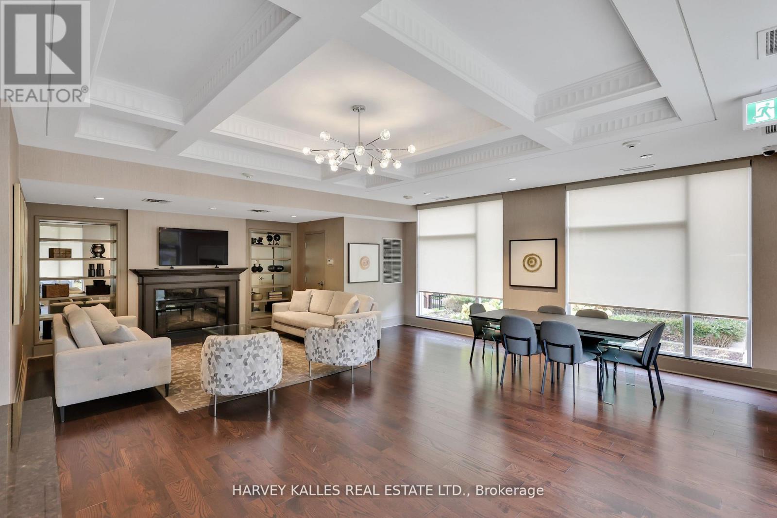 305 - 17 RUDDINGTON DRIVE