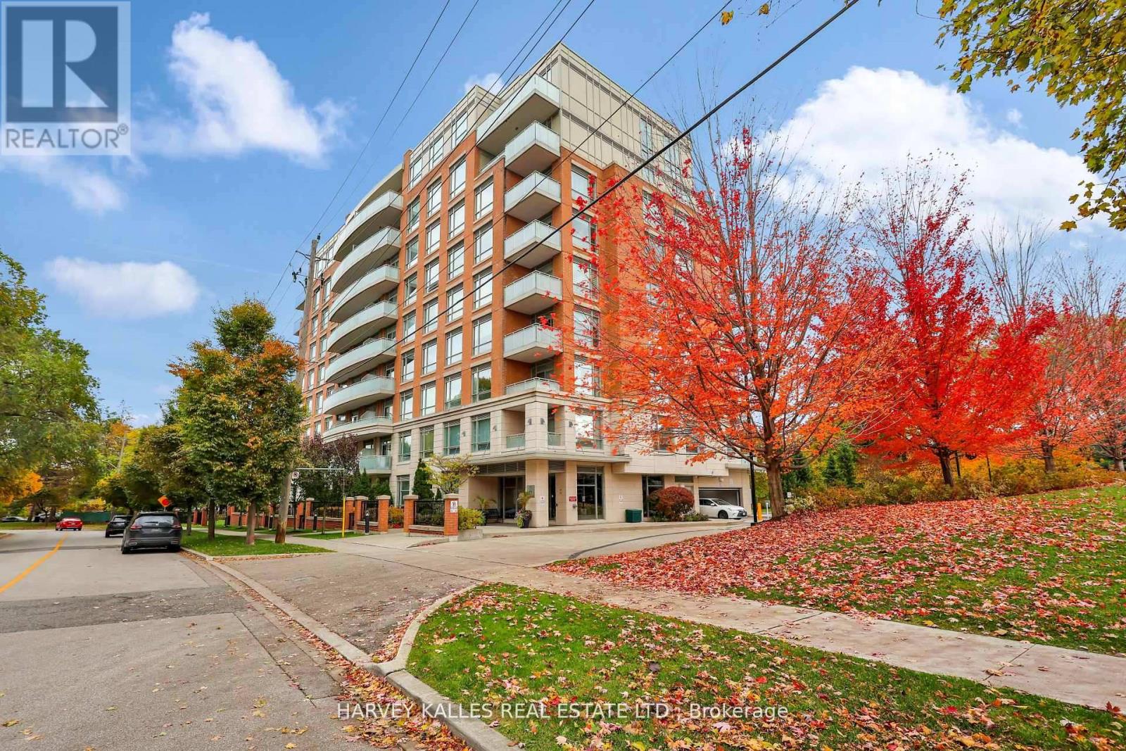 305 - 17 RUDDINGTON DRIVE