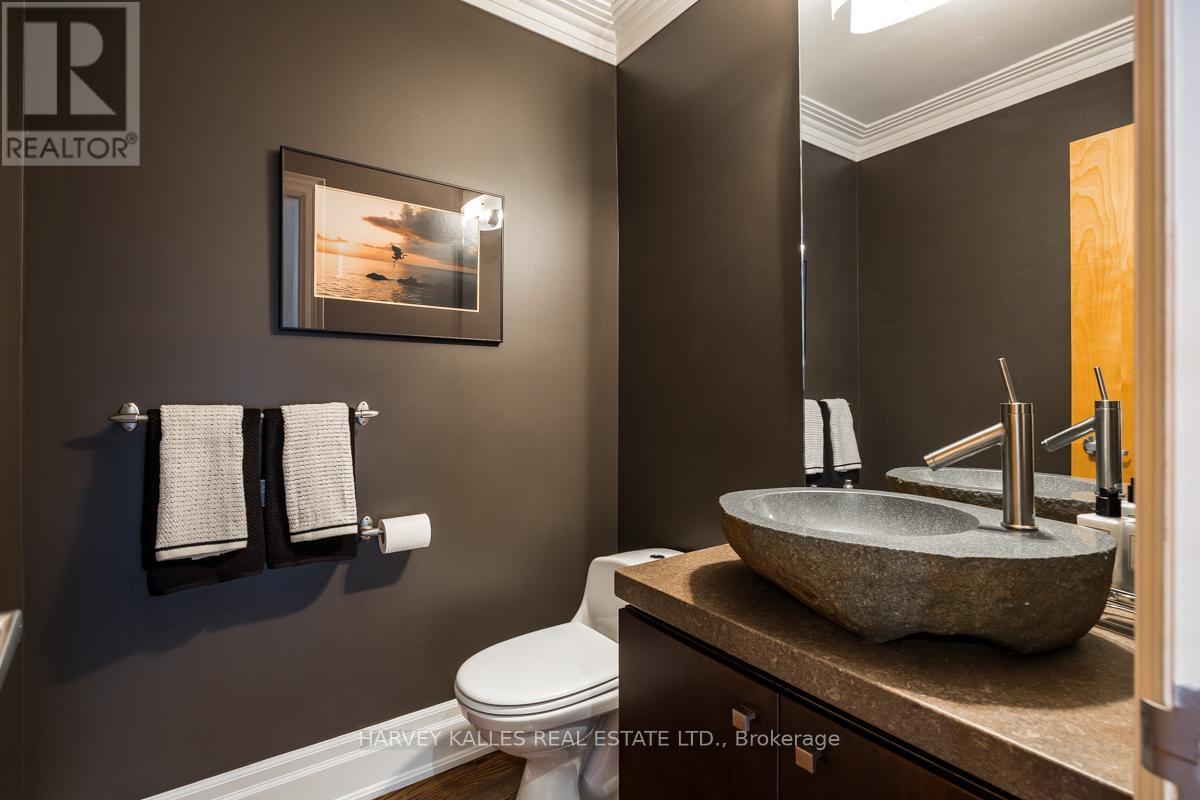 85 KIMBARK BOULEVARD