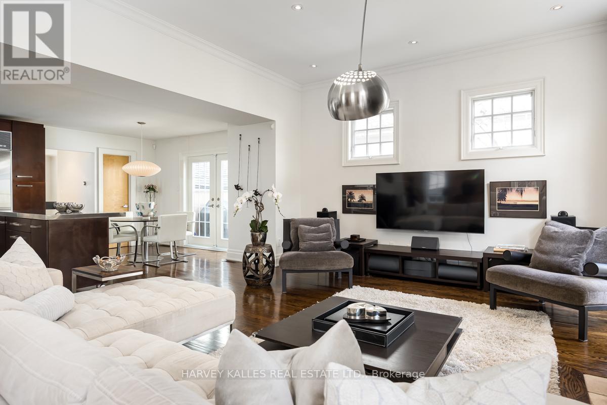 85 KIMBARK BOULEVARD