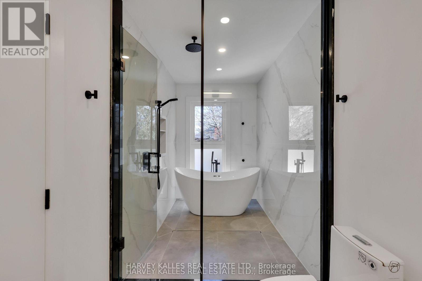 207 SUTHERLAND DRIVE