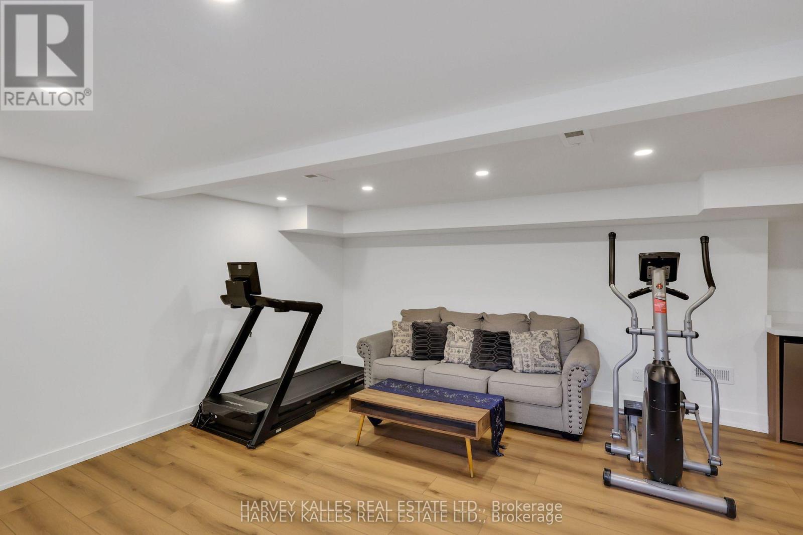 207 SUTHERLAND DRIVE