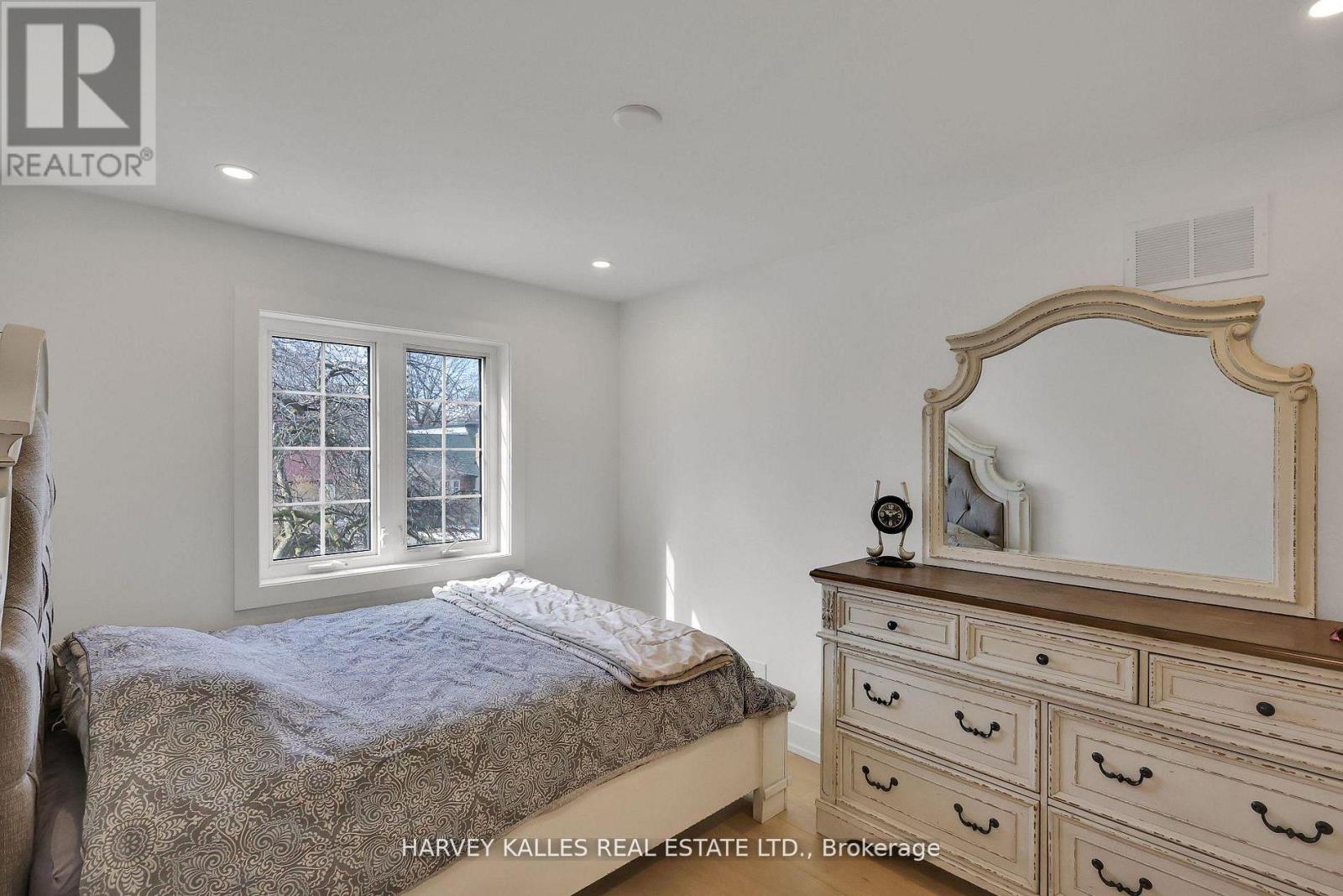 207 SUTHERLAND DRIVE