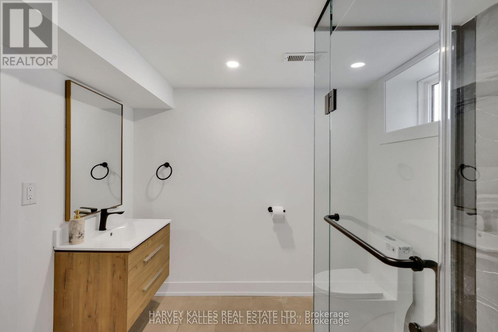 207 SUTHERLAND DRIVE