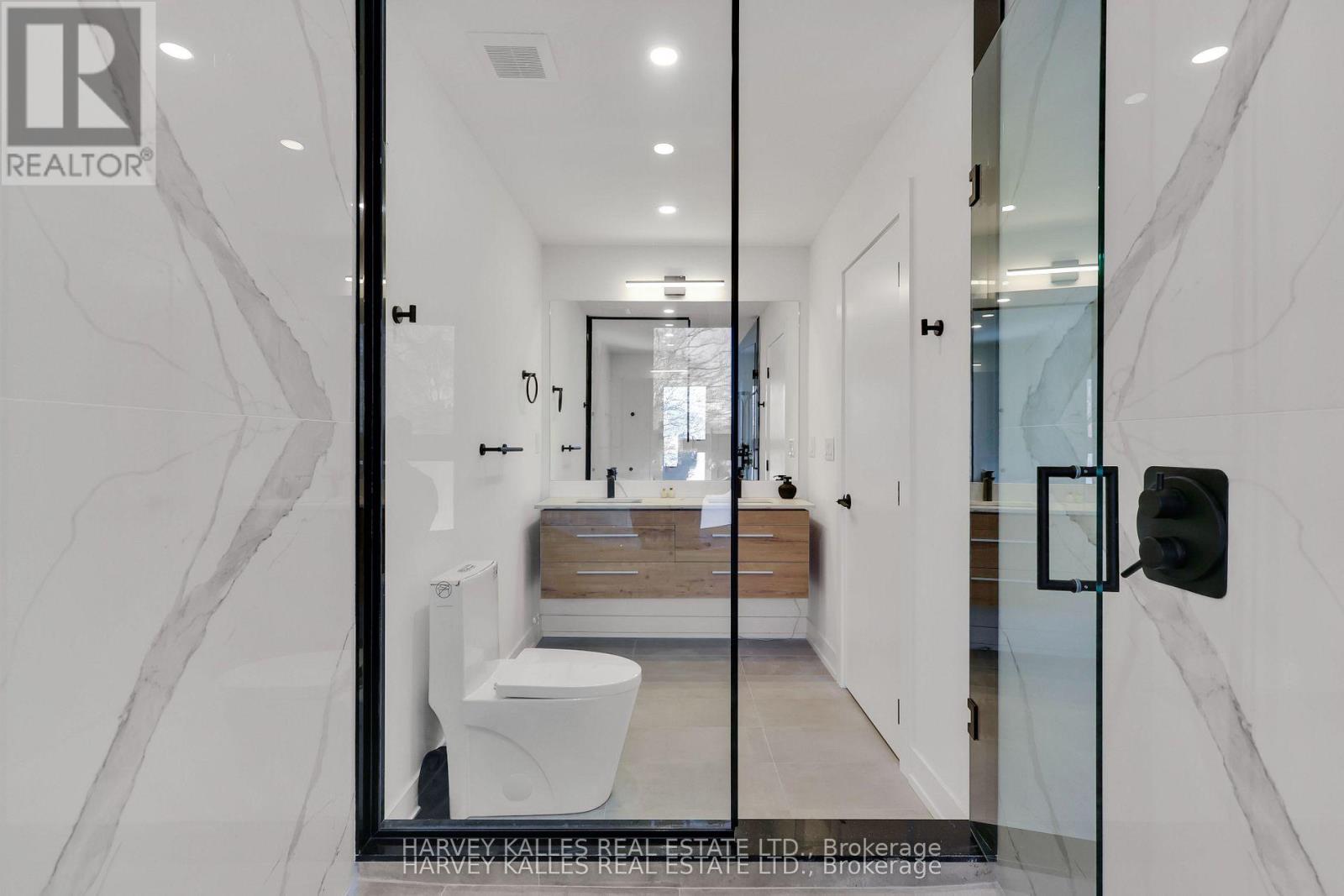 207 SUTHERLAND DRIVE