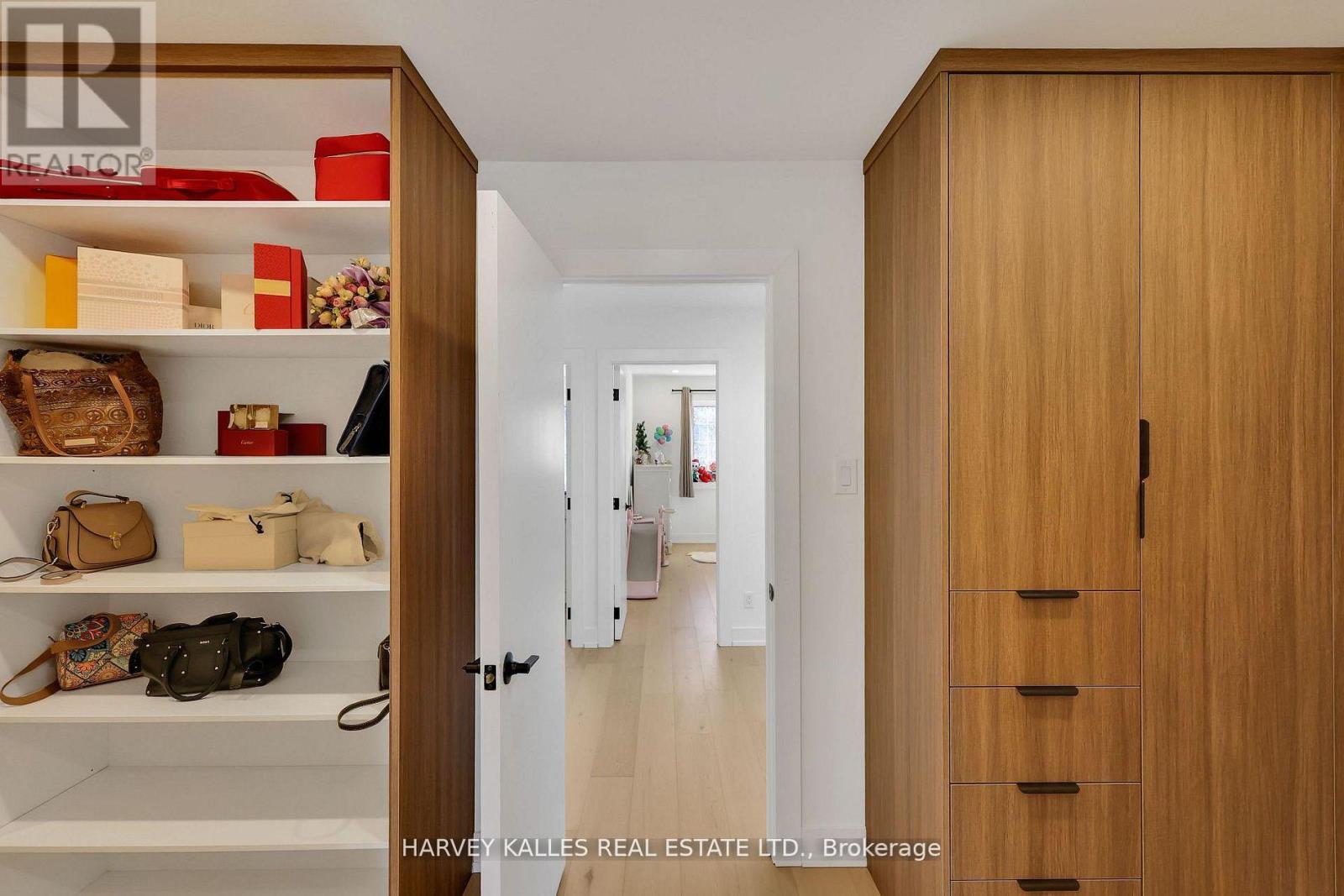 207 SUTHERLAND DRIVE