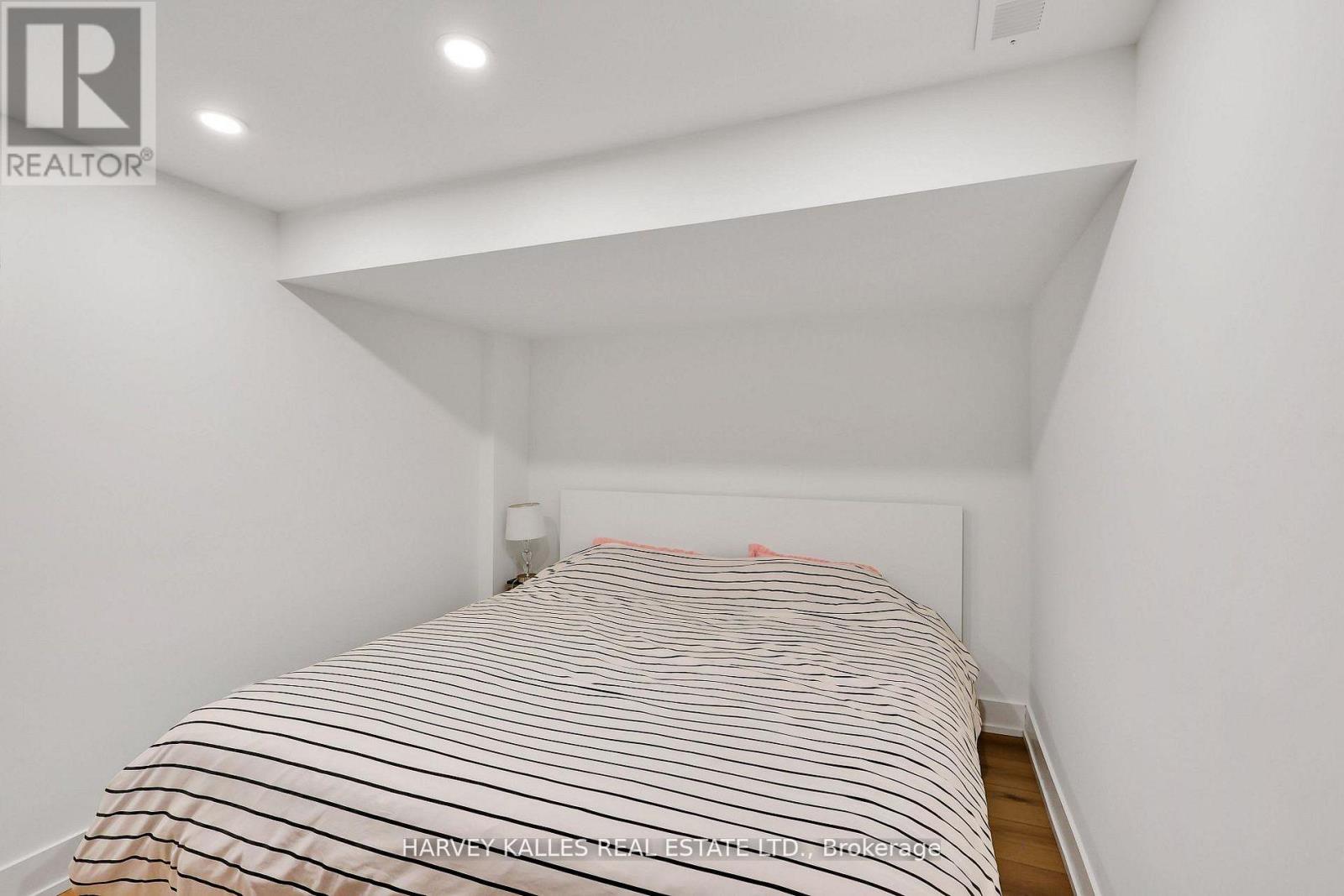 207 SUTHERLAND DRIVE