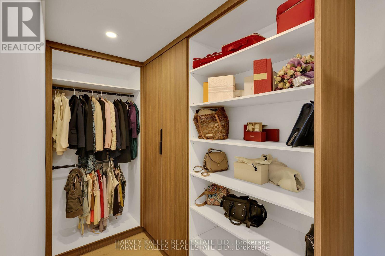 207 SUTHERLAND DRIVE