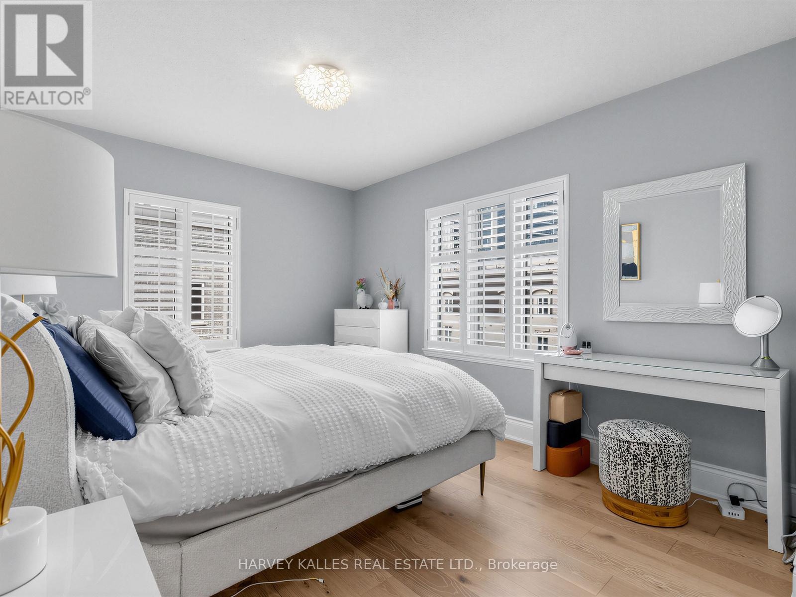 420 - 34 WESTERN BATTERY ROAD