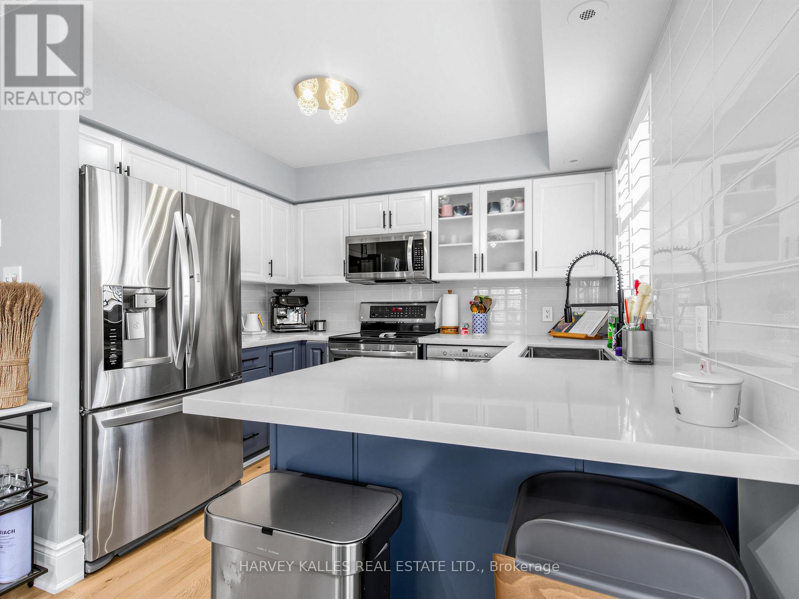 420 - 34 WESTERN BATTERY ROAD