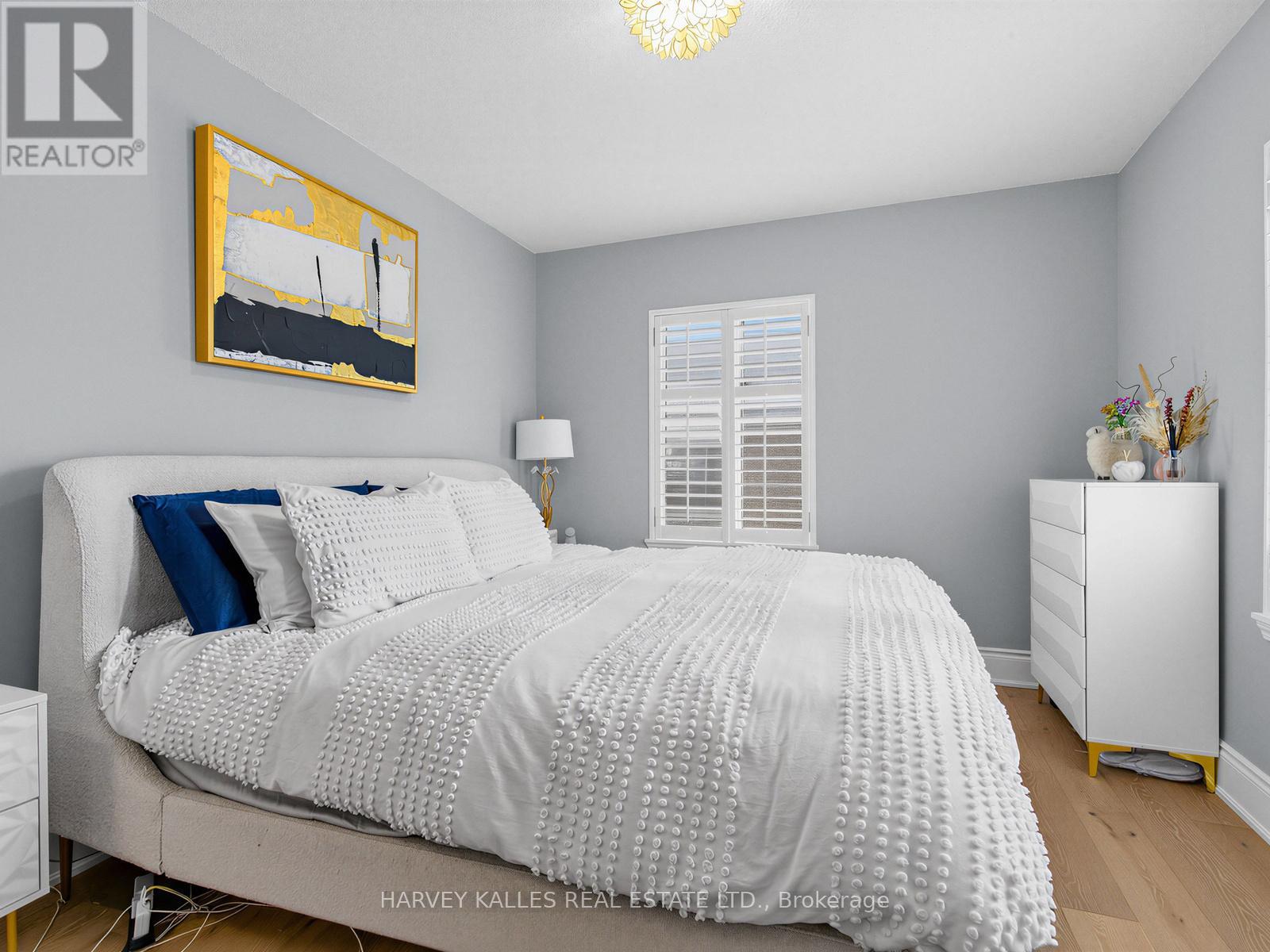 420 - 34 WESTERN BATTERY ROAD