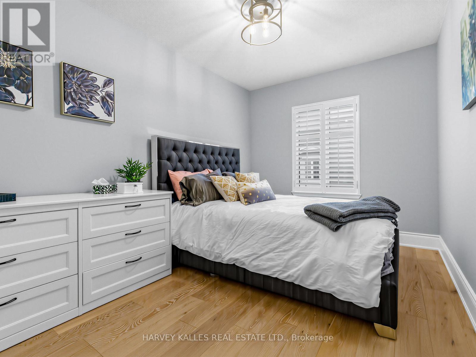 420 - 34 WESTERN BATTERY ROAD