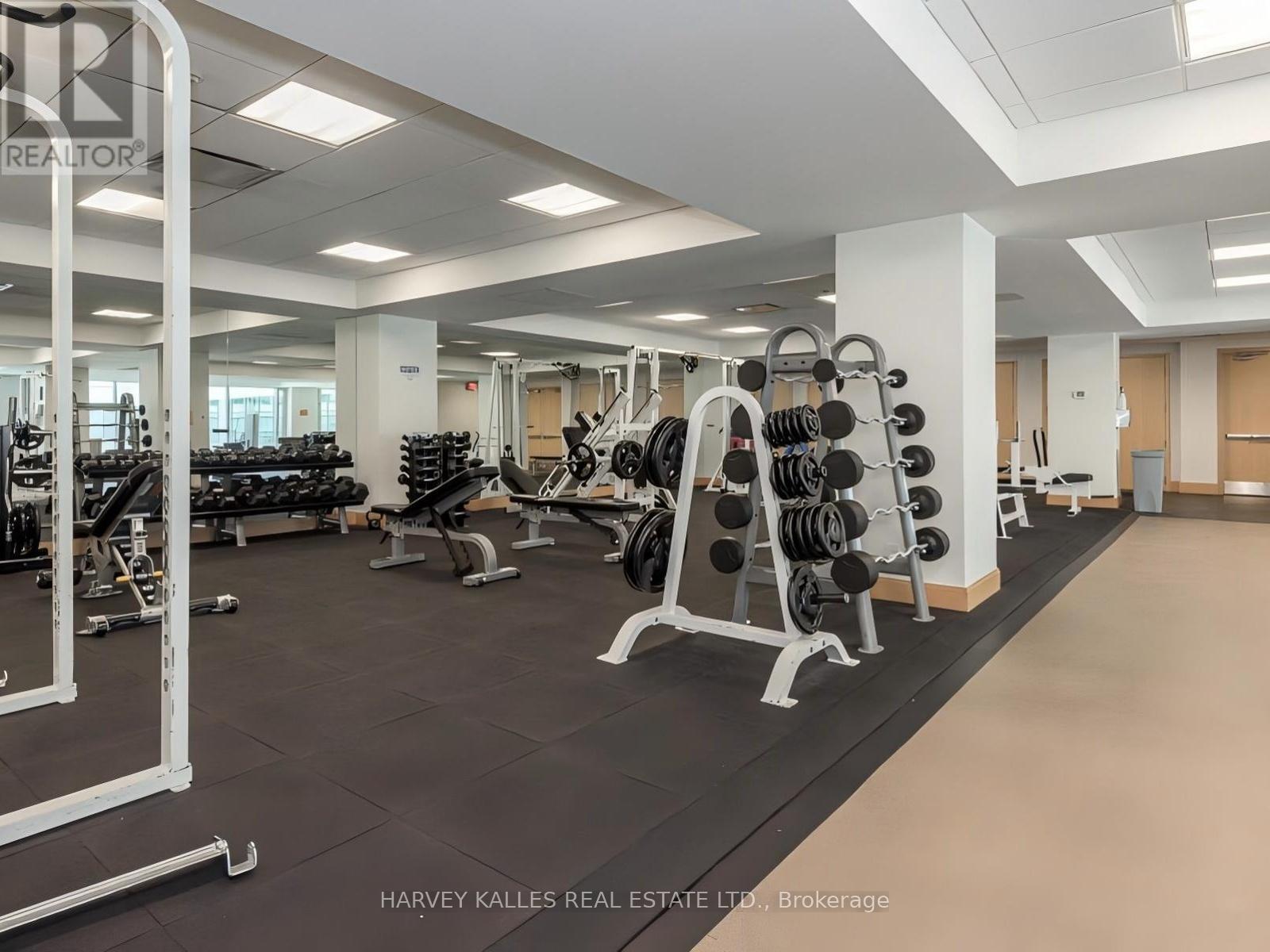 705 - 10 YONGE STREET