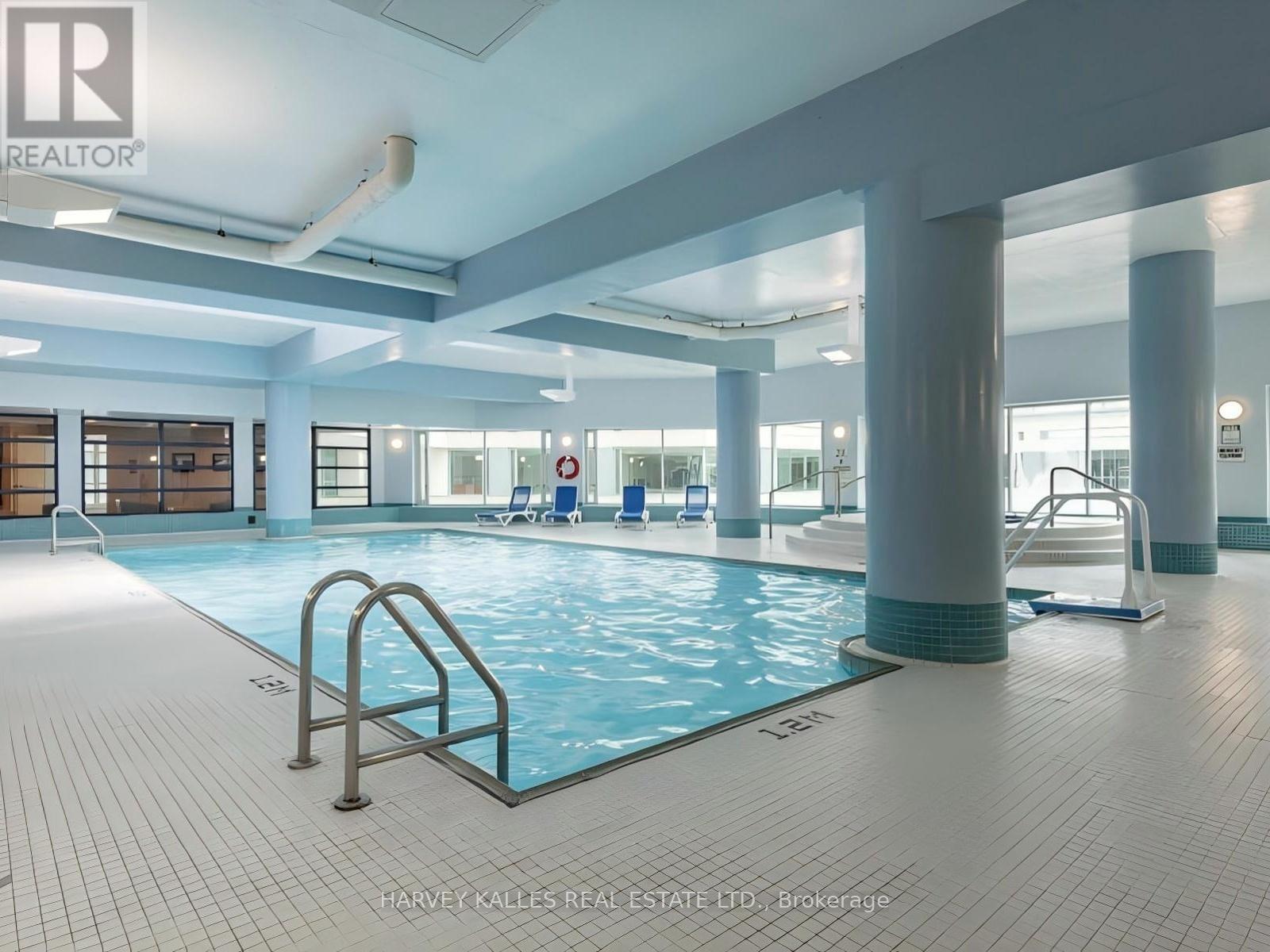 705 - 10 YONGE STREET