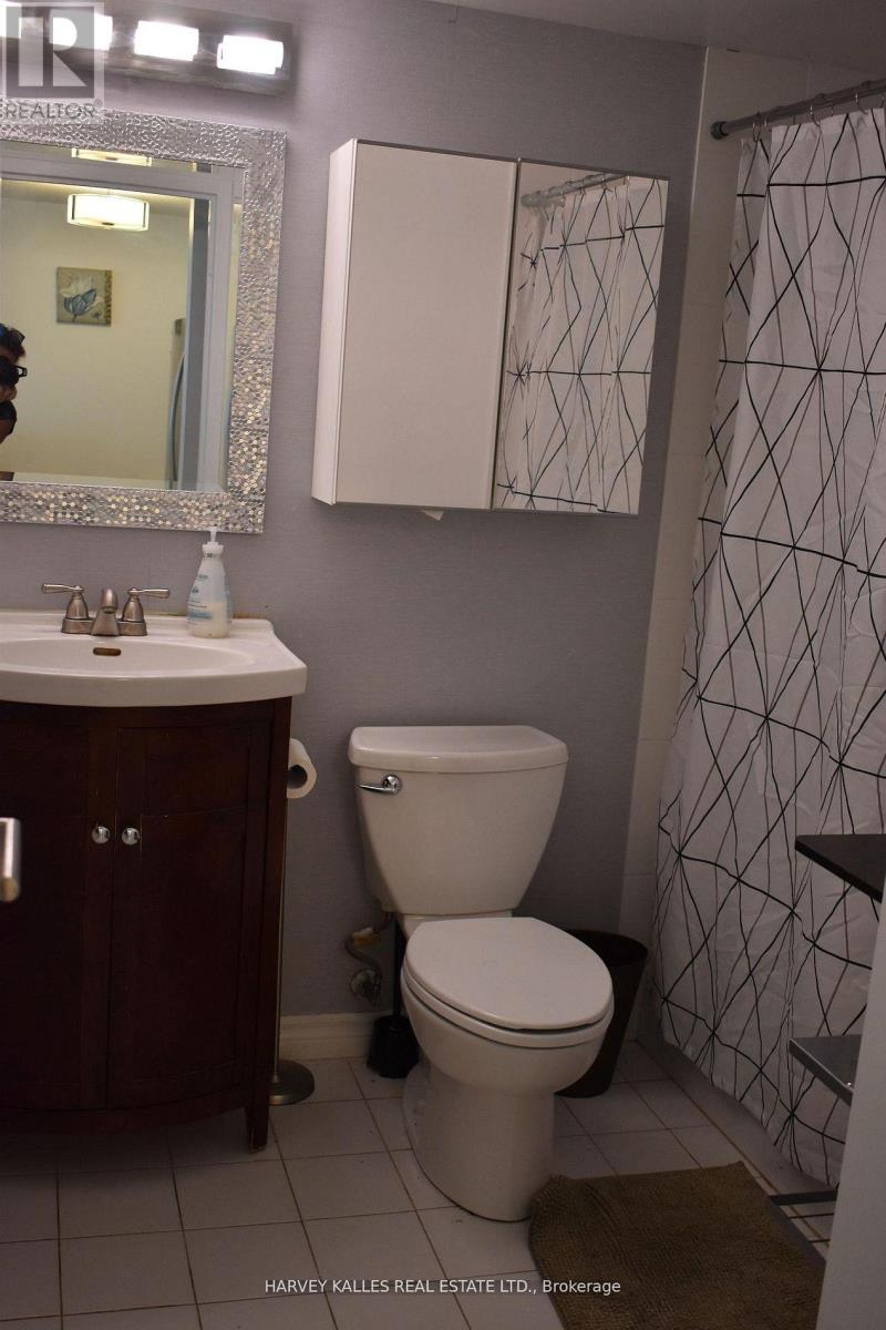 705 - 10 YONGE STREET