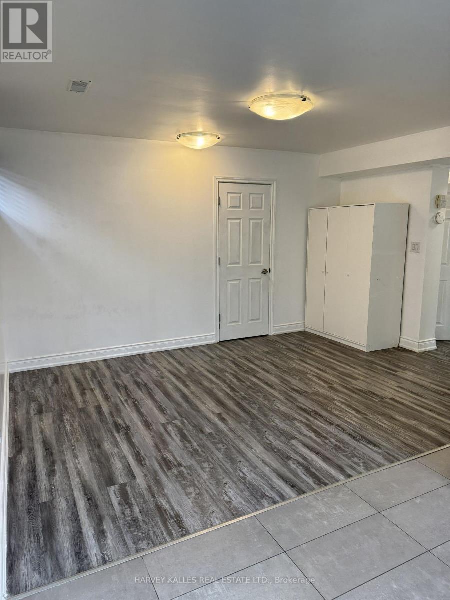 258 MAXWELL STREET