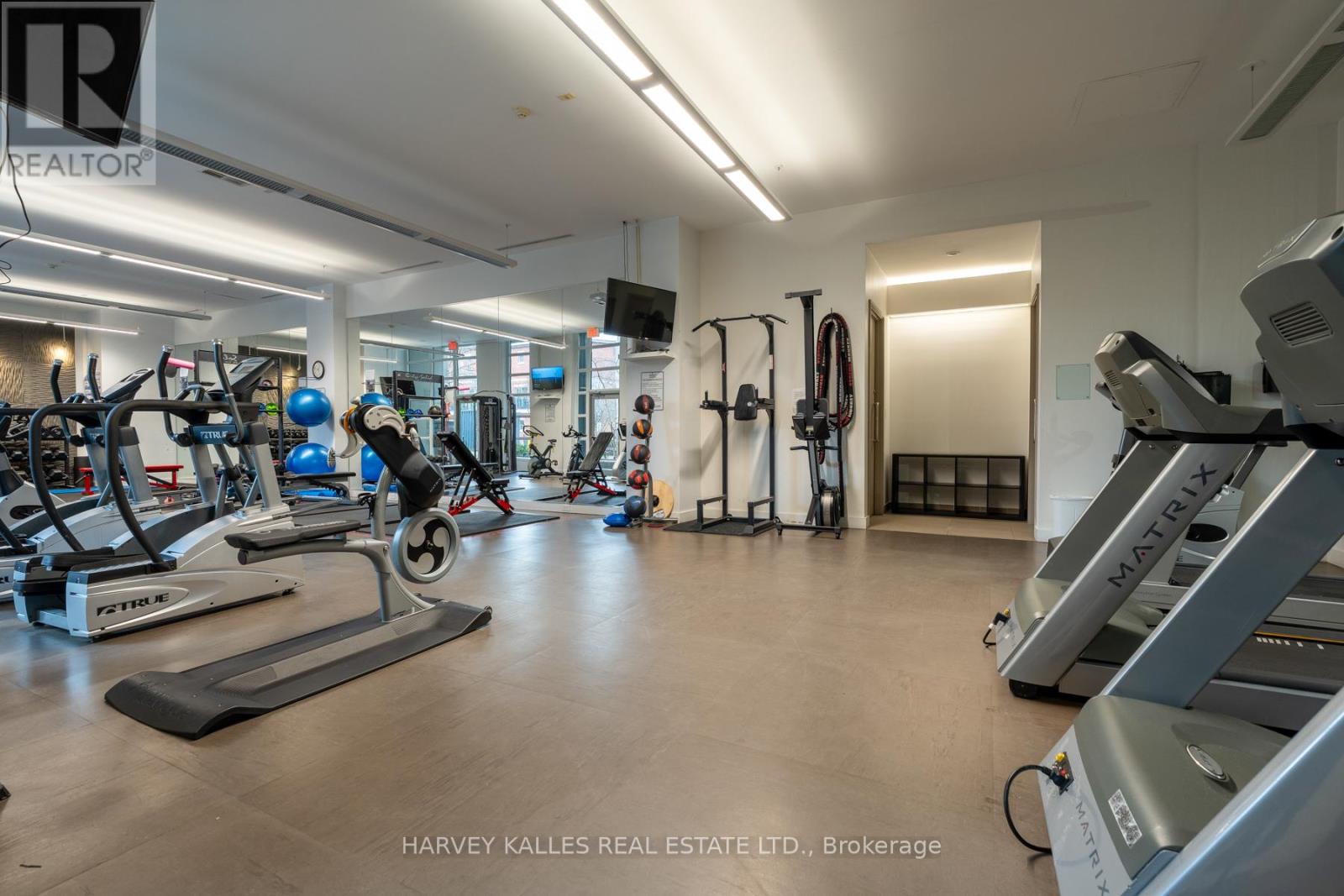 317 - 380 MACPHERSON AVENUE