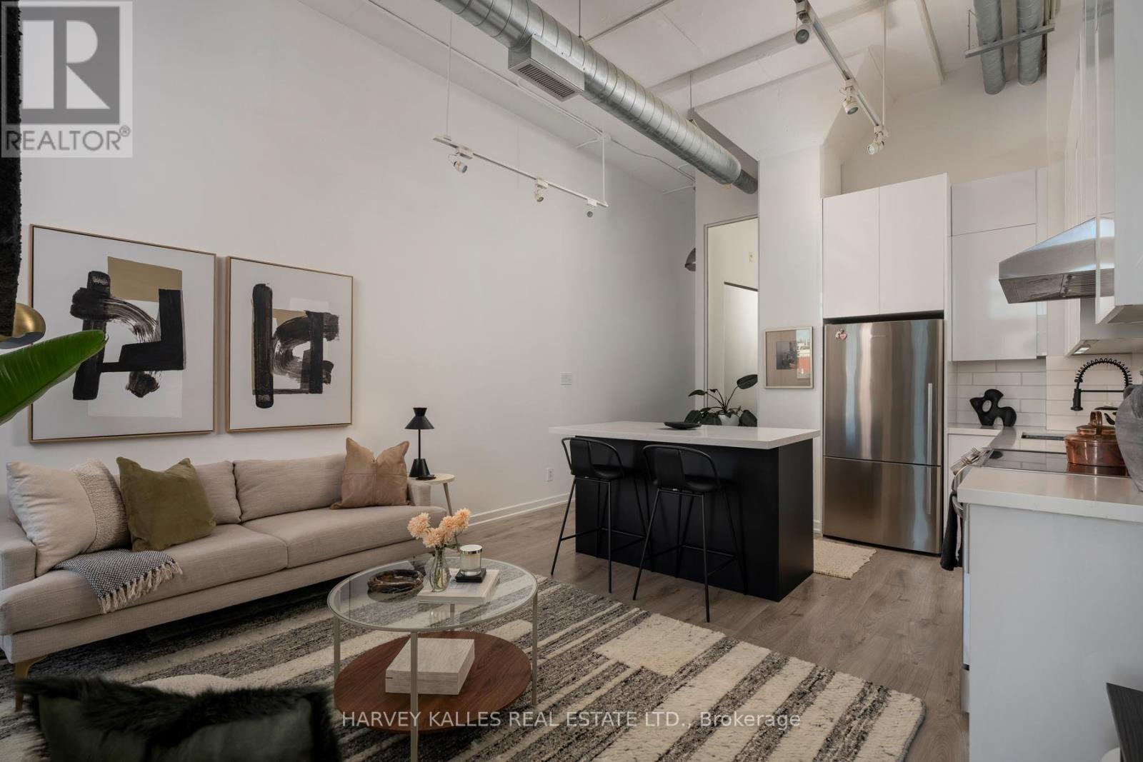 317 - 380 MACPHERSON AVENUE