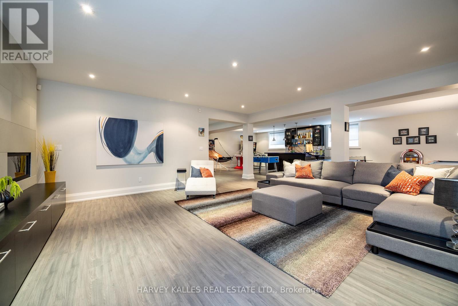 14 SULGRAVE CRESCENT