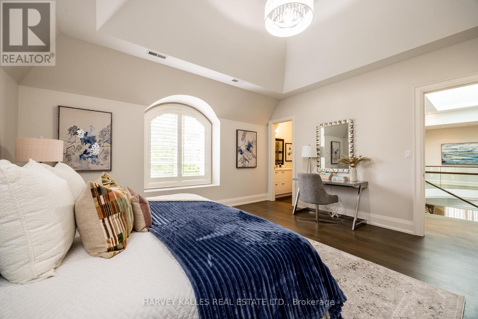 14 SULGRAVE CRESCENT