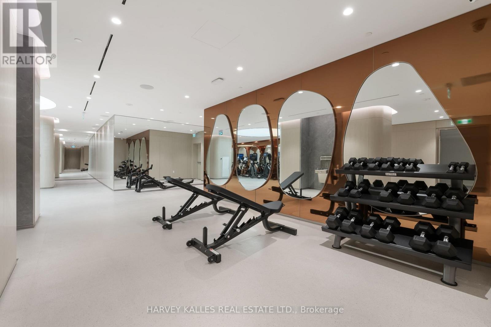 306 - 155 MERCHANTS' WHARF