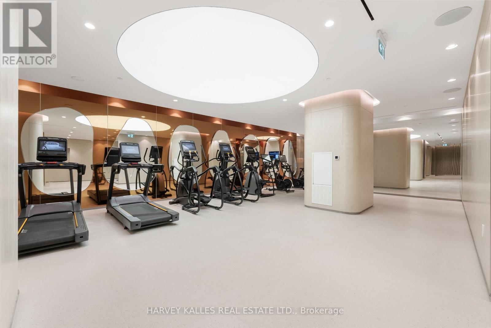 306 - 155 MERCHANTS' WHARF