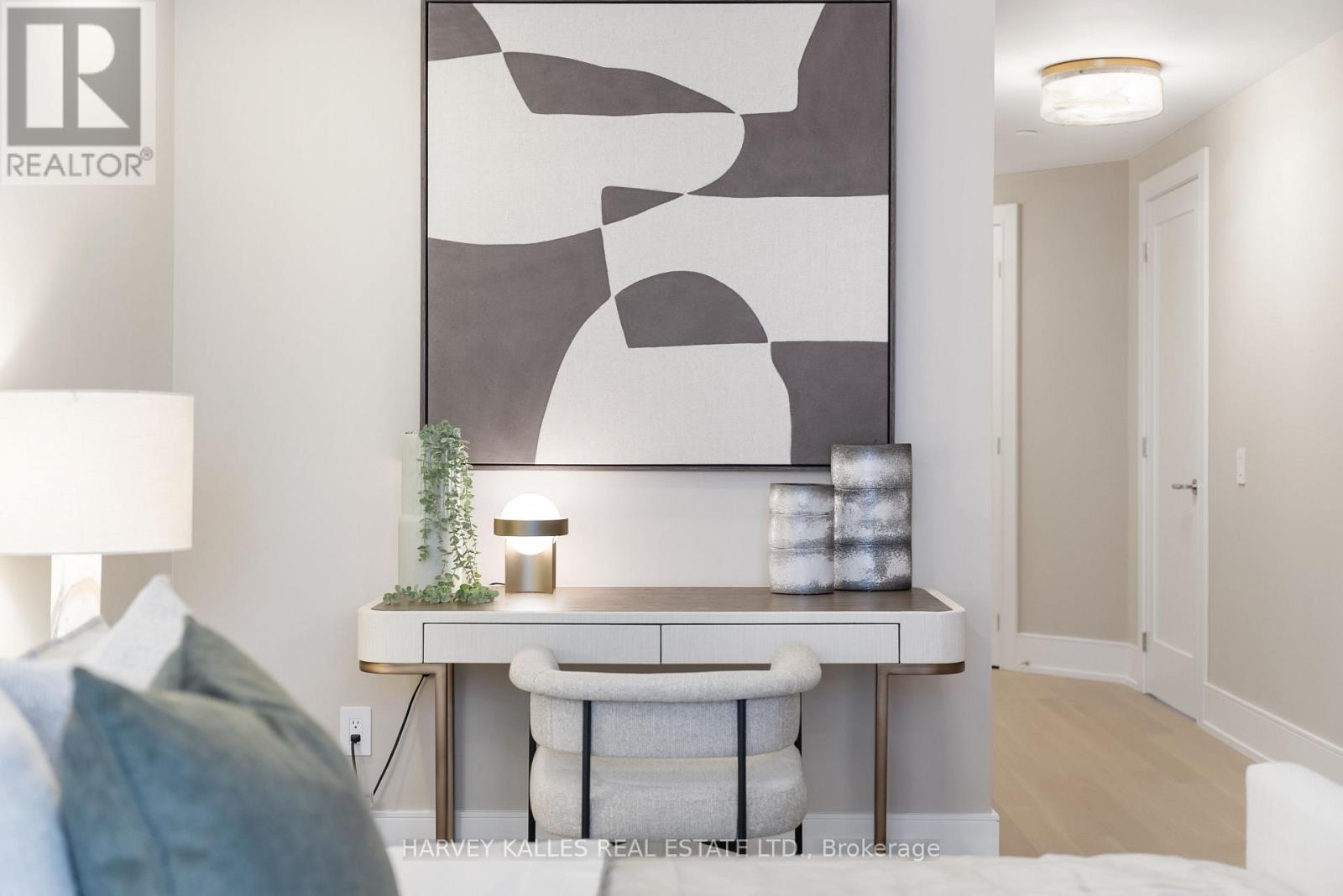 306 - 155 MERCHANTS' WHARF