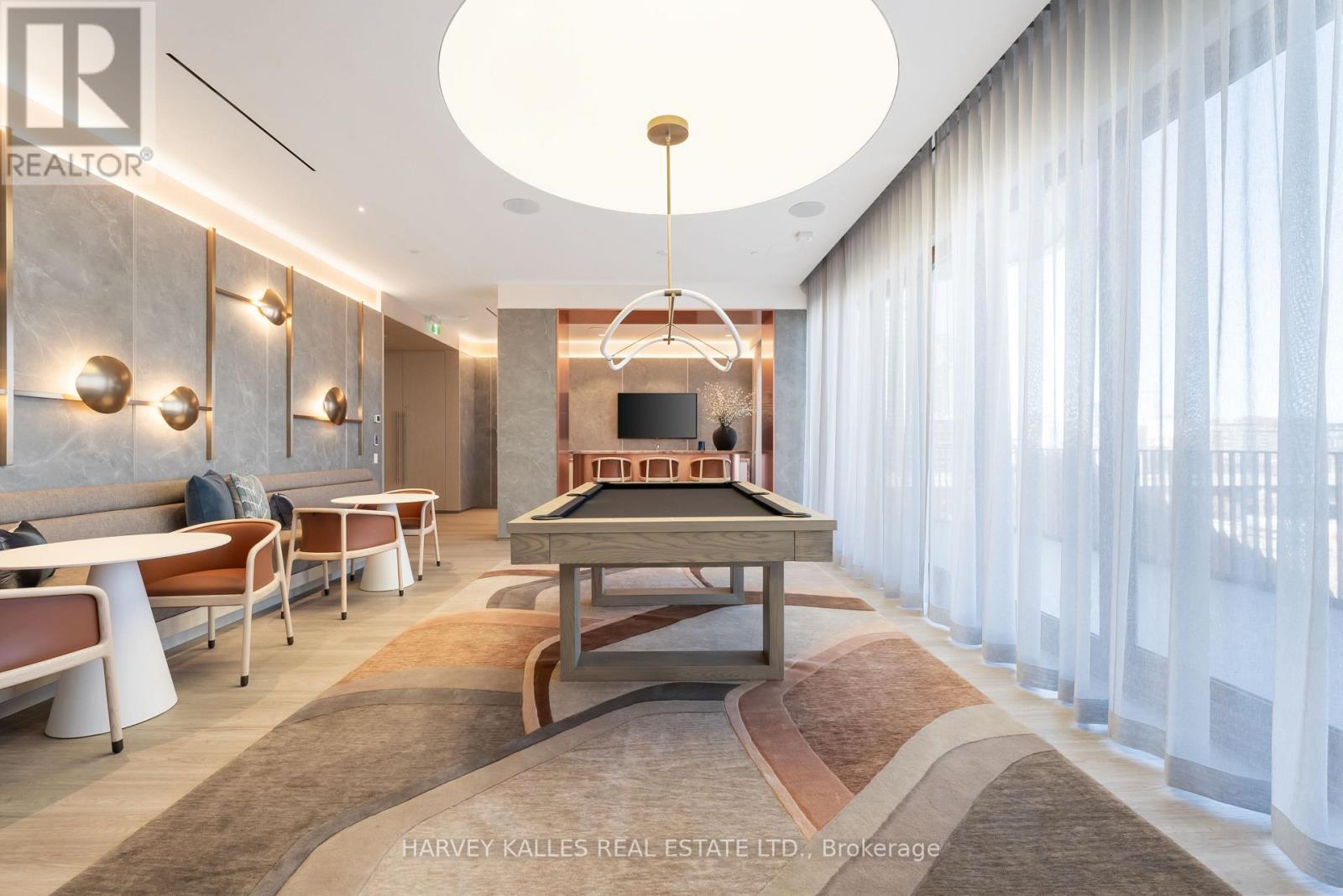 306 - 155 MERCHANTS' WHARF