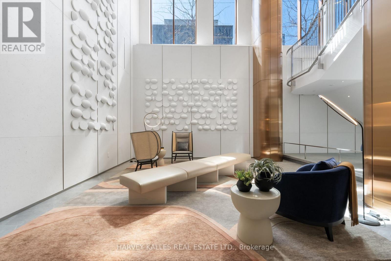 306 - 155 MERCHANTS' WHARF