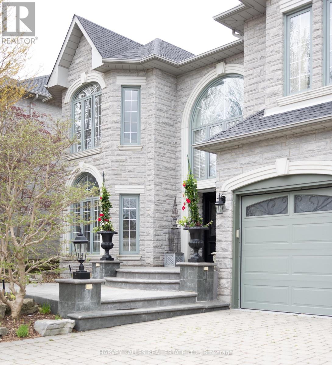 60 BOWAN COURT