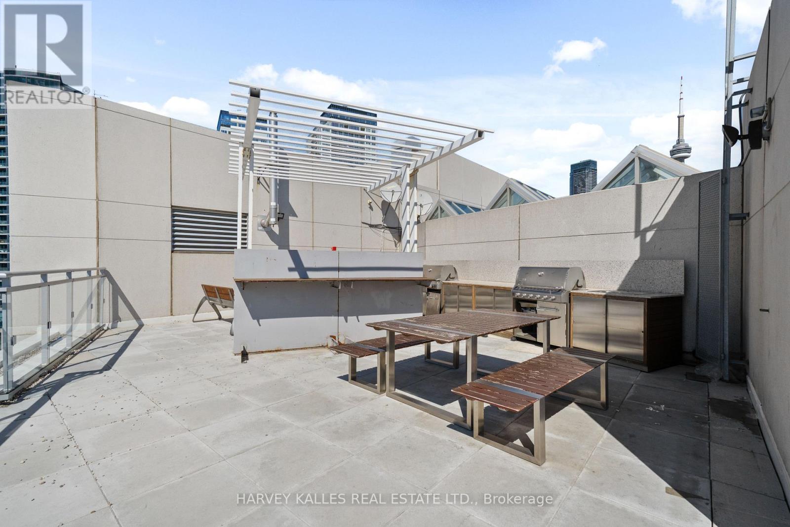 803 - 650 QUEENS QUAY W