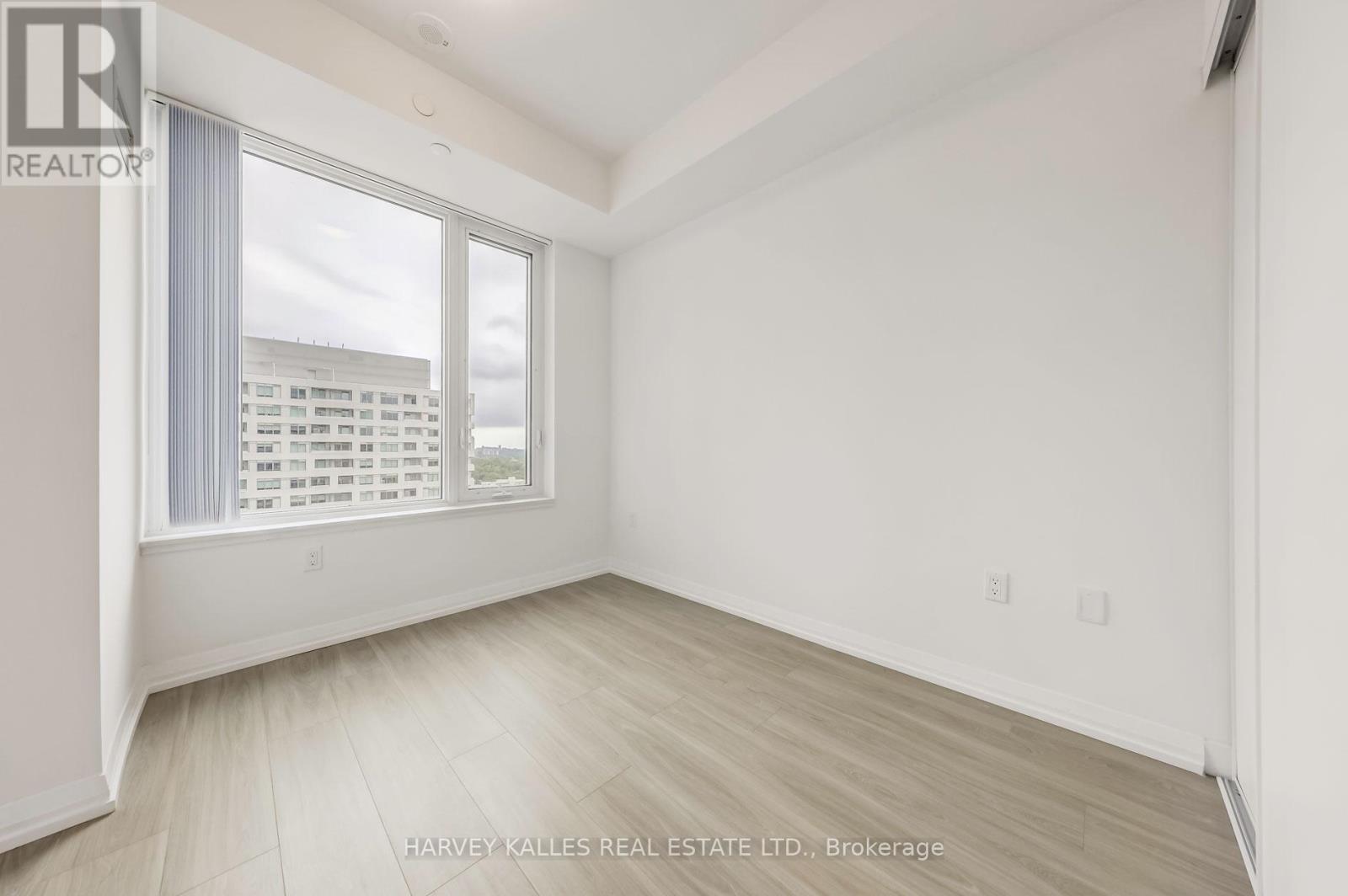 2504 - 25 HOLLY STREET