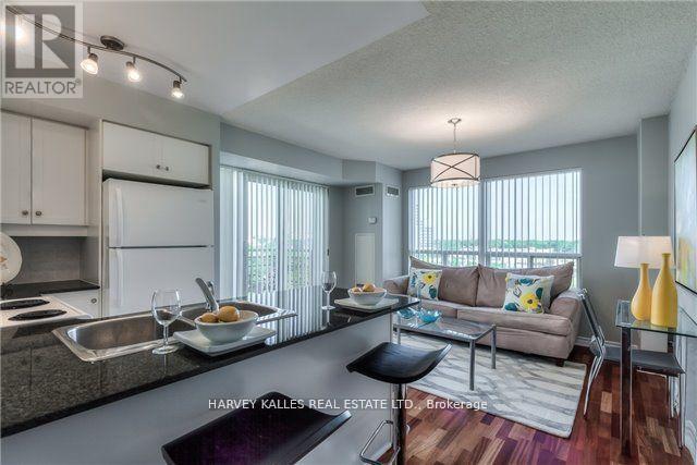 703 - 19 BARBERRY PLACE