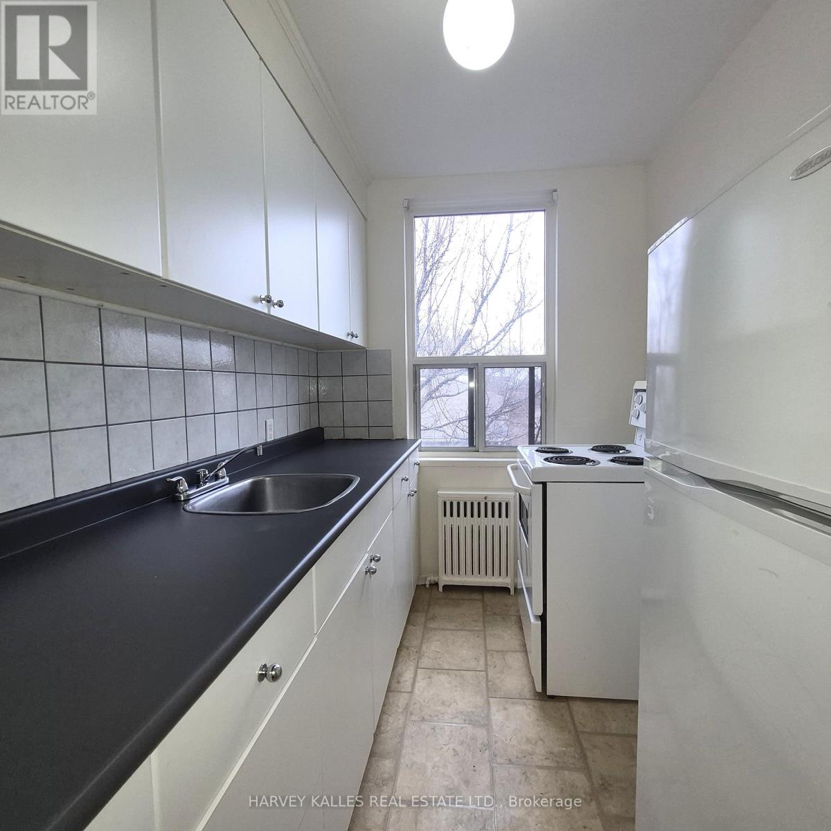 304 - 6 GLEN ECHO ROAD