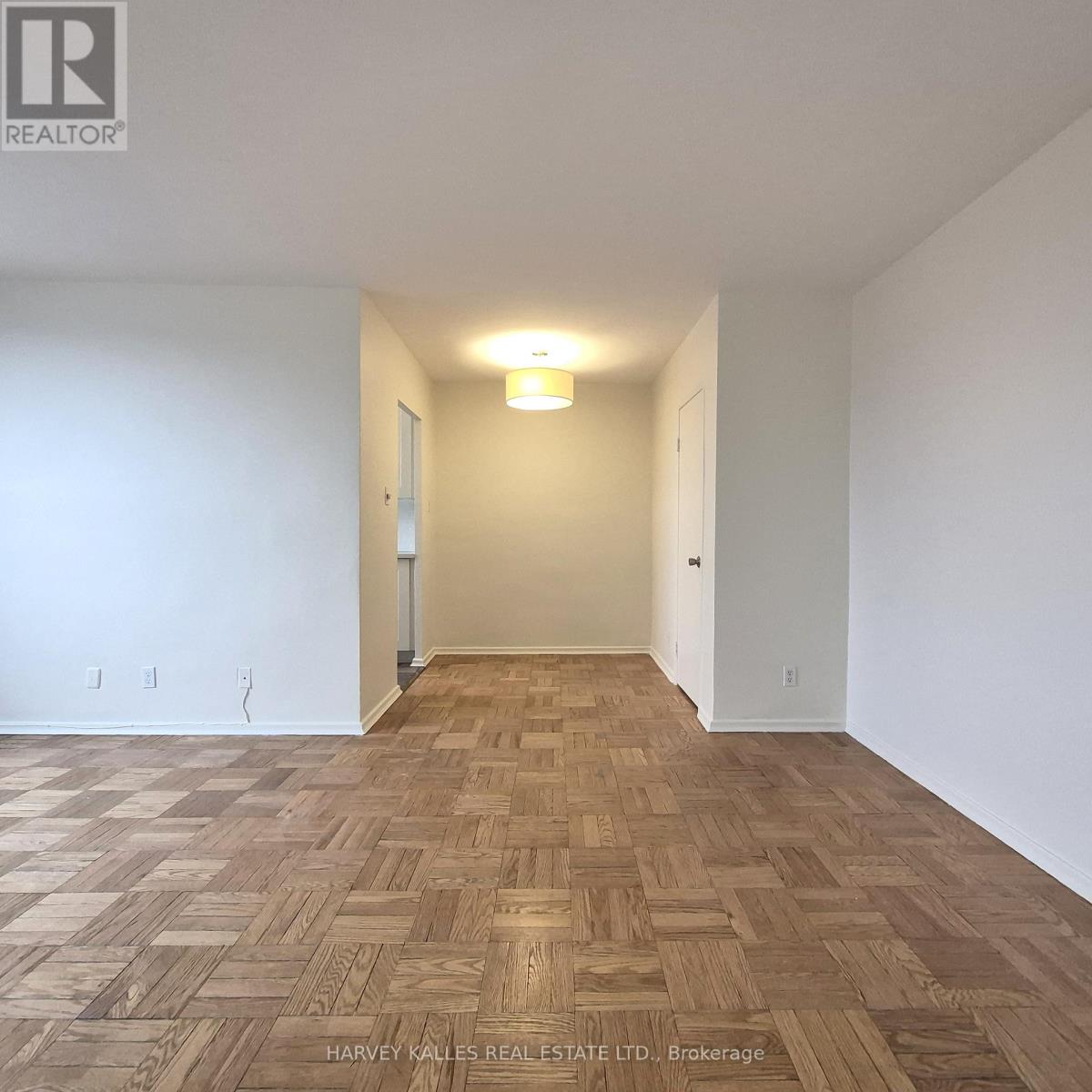 305 - 6 GLEN ECHO ROAD