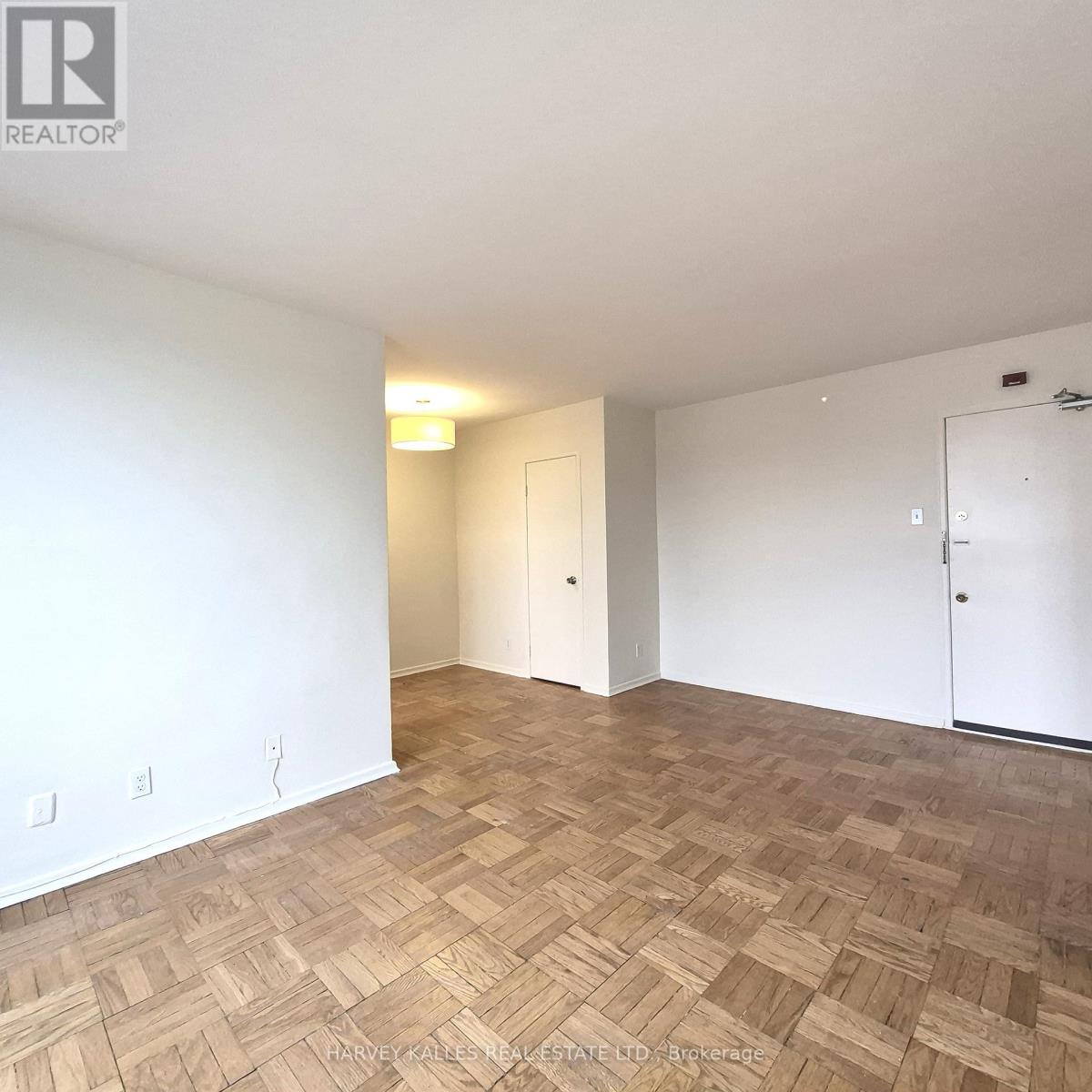 305 - 6 GLEN ECHO ROAD